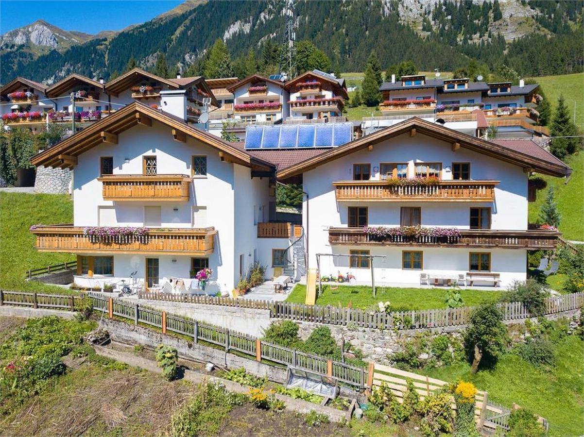 Parigger Apt Zirbe Racines Exterior foto