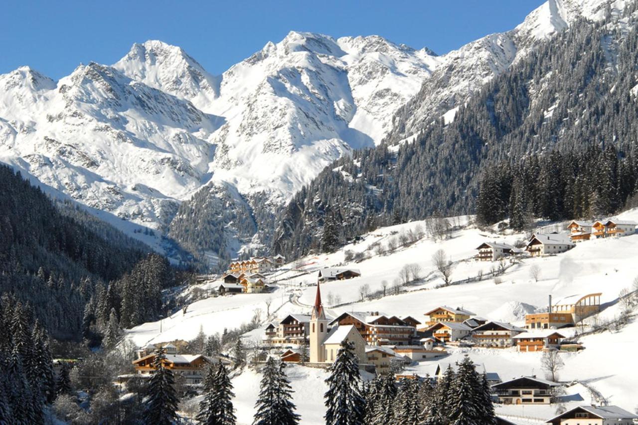 Parigger Apt Zirbe Racines Exterior foto